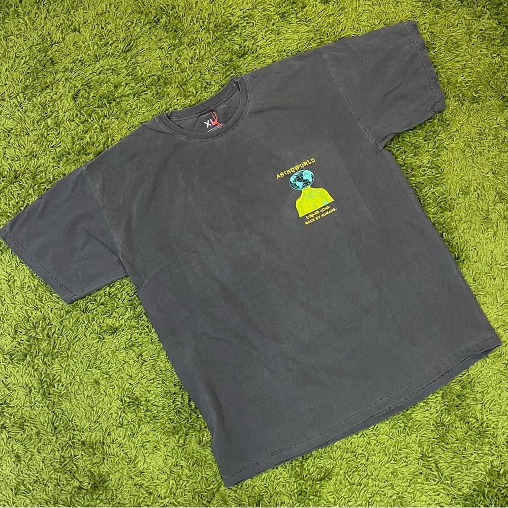 Travis Scott Astroworld Made by Humans Tee Size XL Brand new